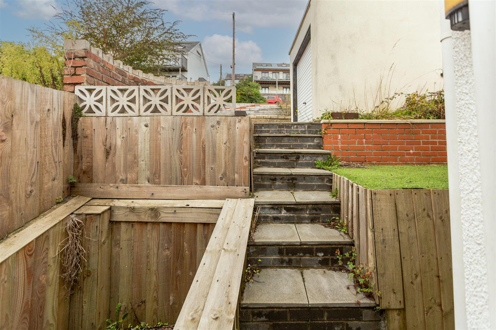 Myrtle Hill, Llanelli, SA15 4BH